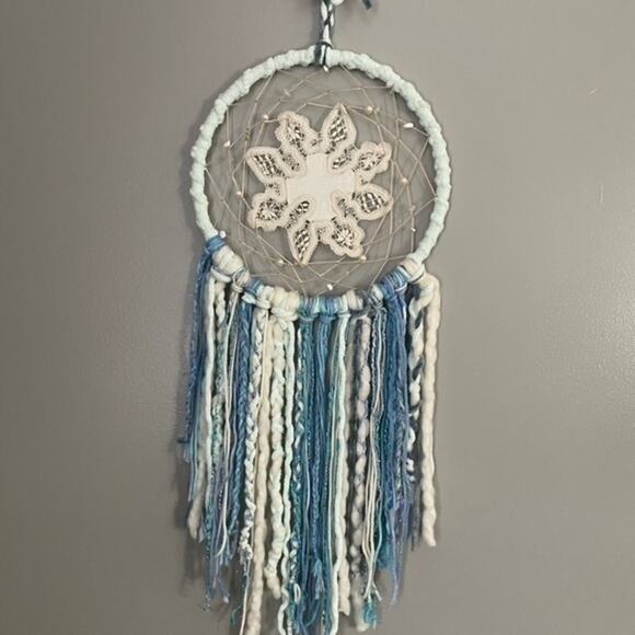 Boho Dreamcatcher Handmade Wall Decor Accent Piece crochet - Picture 4 of 13